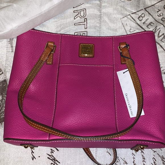 Dooney & Bourke Handbags - NWT Dooney & Bourke pebble leather magenta purse shoulder bag medium size